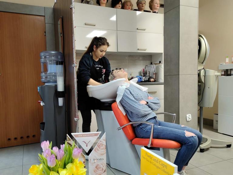 Lokalny etap konkursu „Sprawny w zawodzie – fryzjer”